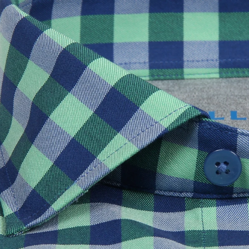 TRENDSETTER // Performance Green Blue Gingham