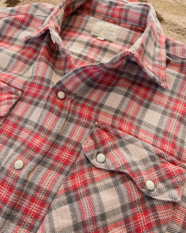 Washed Flannel Pearlsnap Shirt - Cherry Blossom